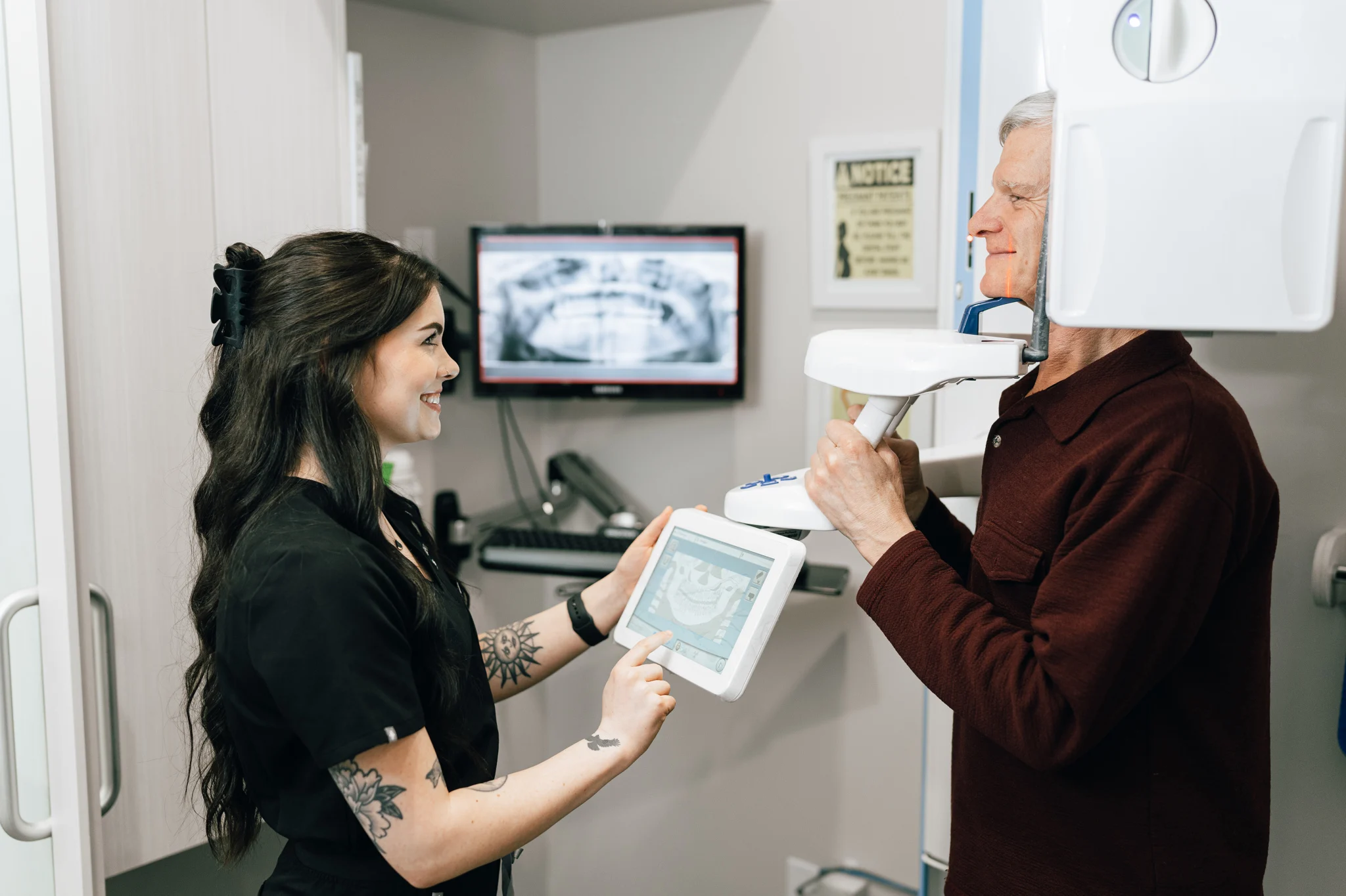 A Certified Dental Hygienist Performs a Panorama Xray of a patient at Parkway Dental Westshore